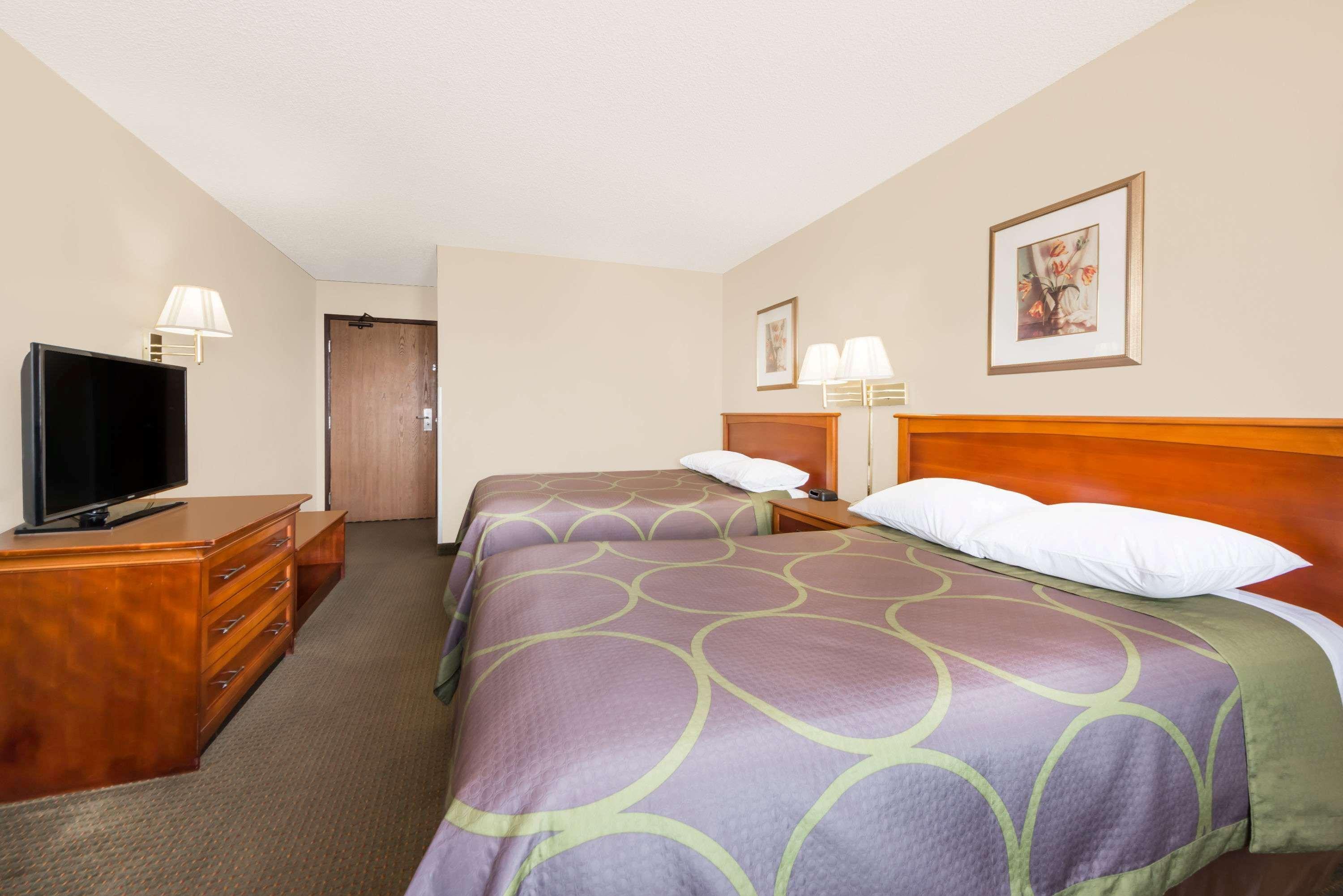 Super 8 By Wyndham Liberal Ks Hotell Exteriör bild